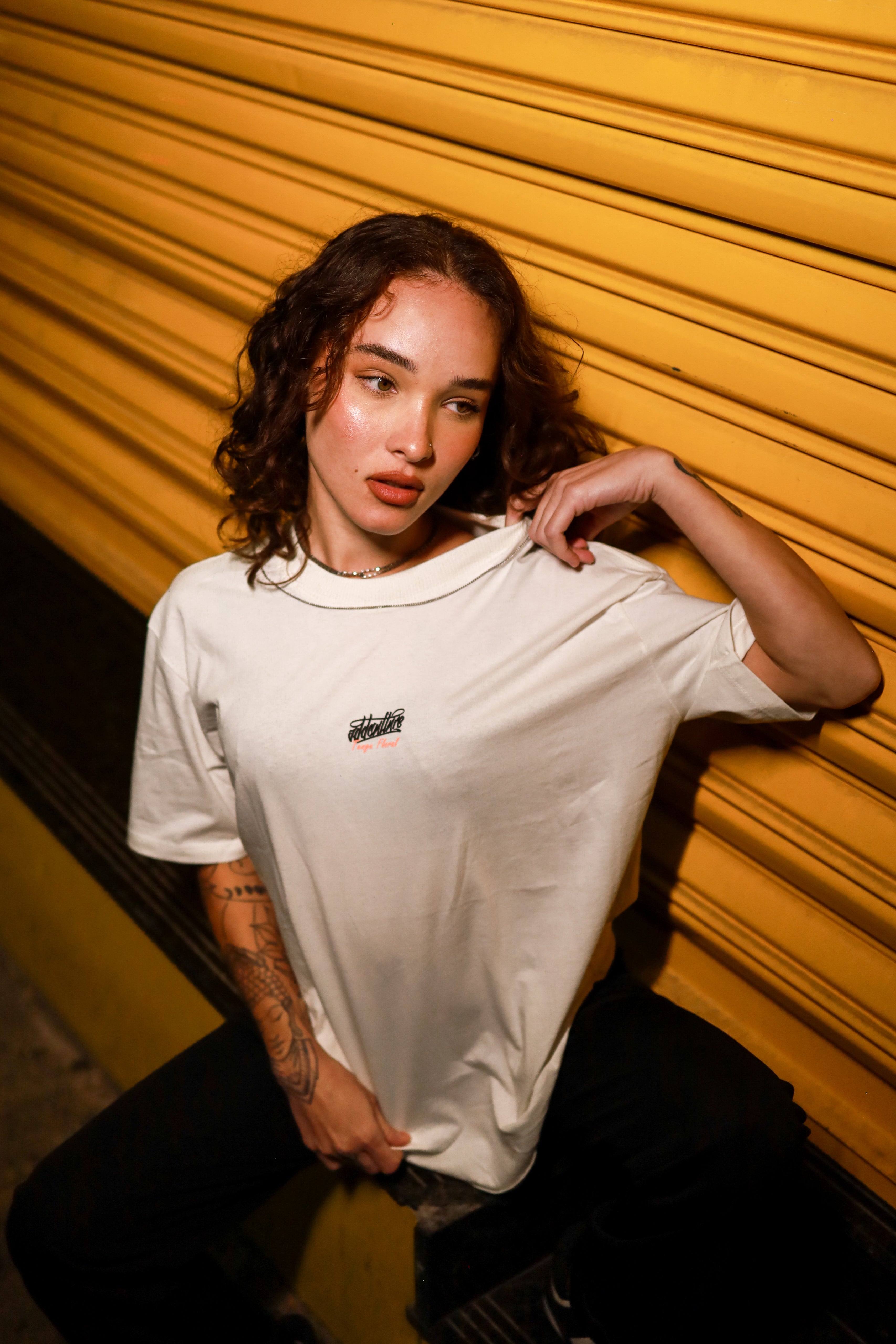CAMISETA TENGU FLORAL