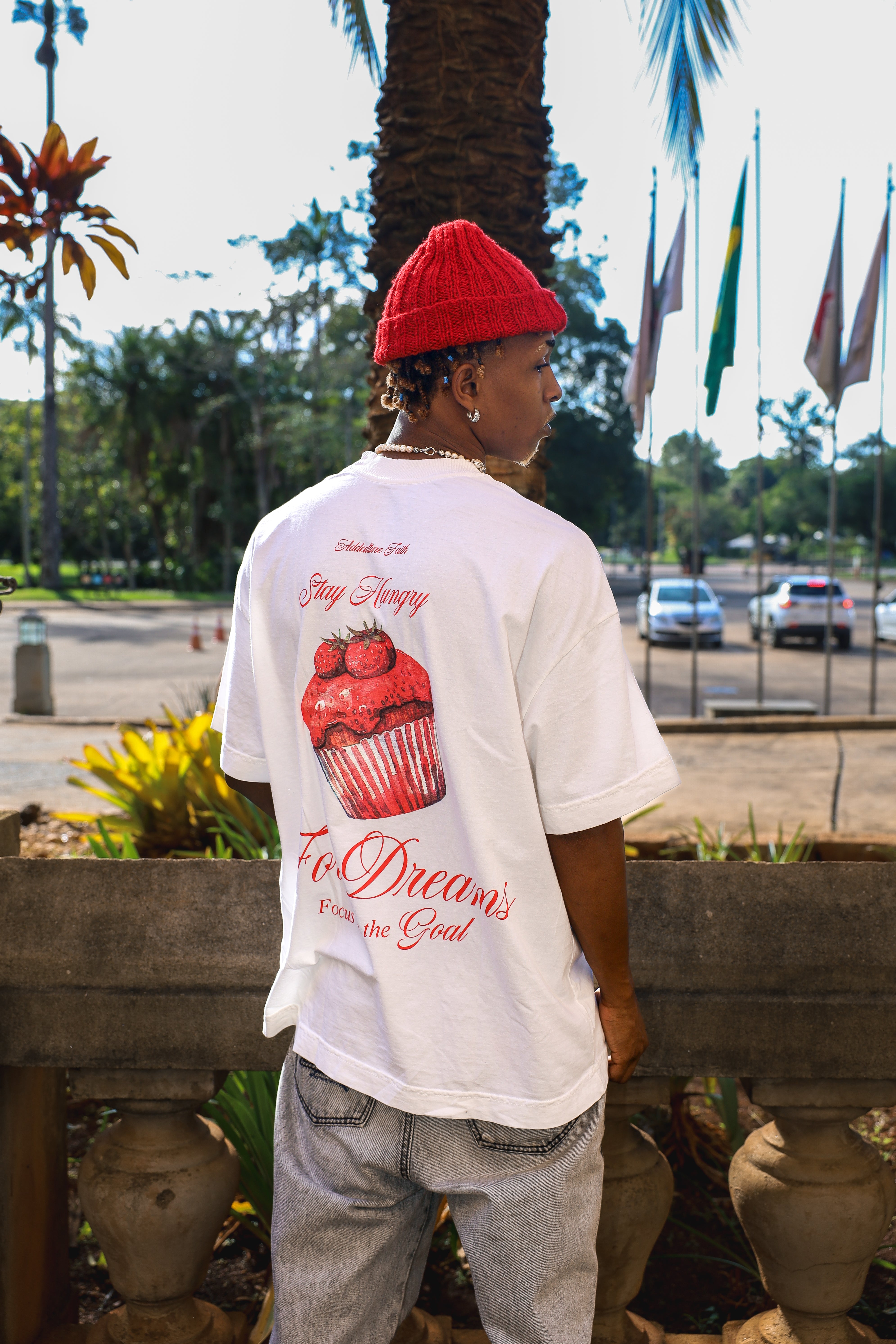 CAMISETA OVERSIZED HUNGRY